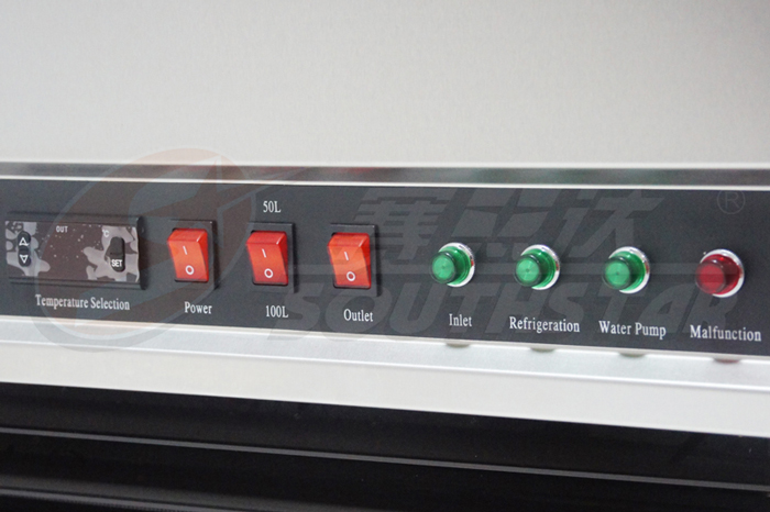 广州市赛思达冷水机控制面板.jpg 广州市赛思达冷水机控制面板.jpg